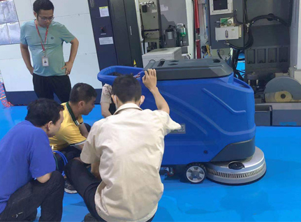 洗地機千萬不要這樣用，否則追悔莫及!